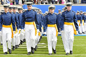 コロラドスプリングスの米空軍士官学校のパレード